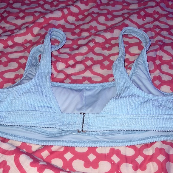 NWT target bathing suit top - Picture 3 of 3